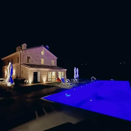 Luxury Private Spa, Jacuzzi, Infinity Pool Ferienhaus