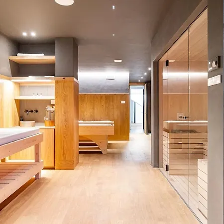 Ferienhaus Luxury Private Spa, Jacuzzi, Infinity Pool *